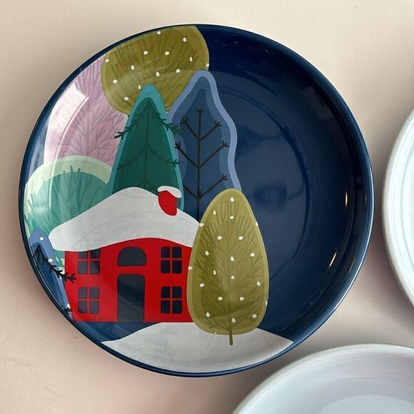 Harry & David Set of 3 Winter Scenes Plates - Picture 2 of 10